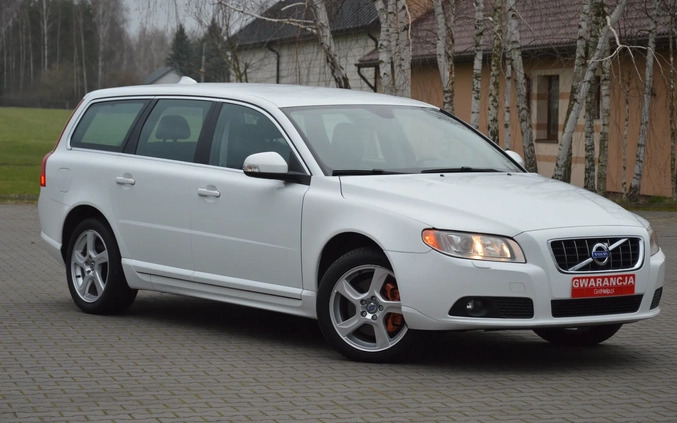 Volvo V70 cena 29500 przebieg: 350000, rok produkcji 2010 z Małogoszcz małe 704